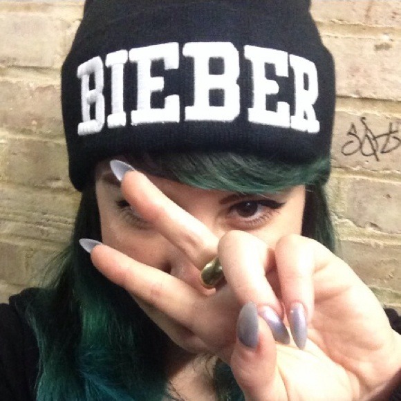 Bieber beanie✨