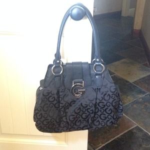 Guess purse! Only used once!