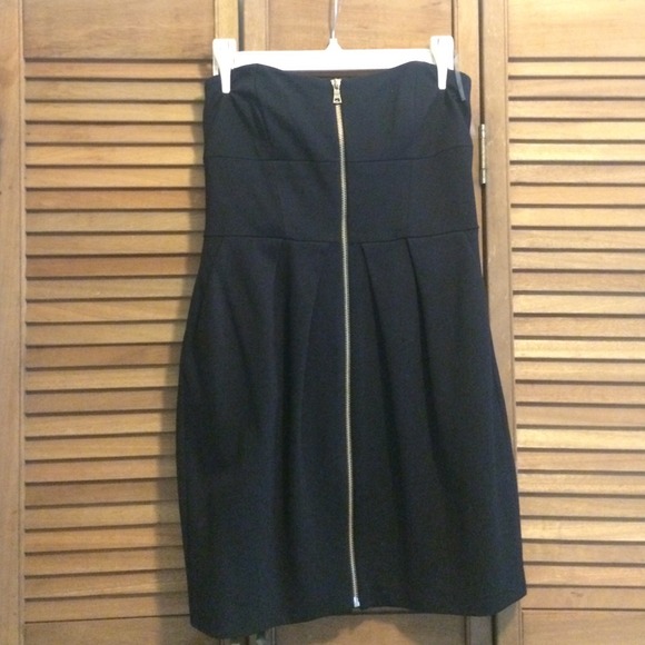 Cynthia Steffe strapless dress