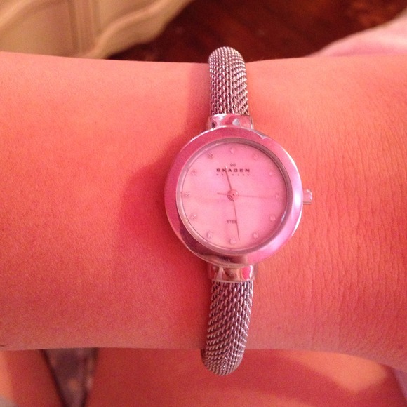 Skagen mesh cuff watch - Picture 3 of 4