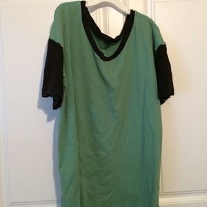 urban outfitter tee shirt