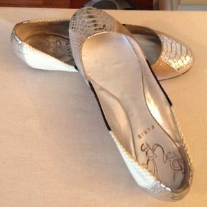 BCBG snake print flats