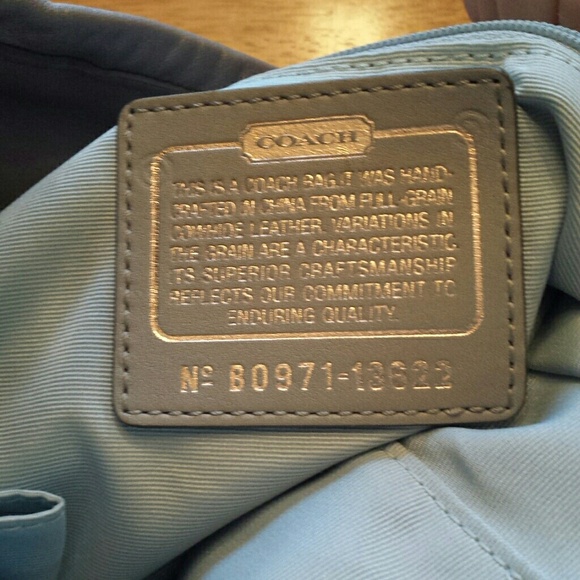 Authentic Coach Purse - Picture 3 of 4