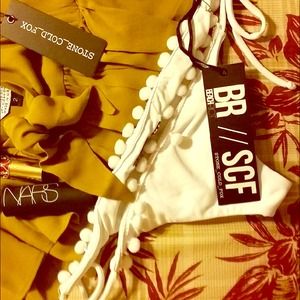 Stone cold fox beach riot bikini!