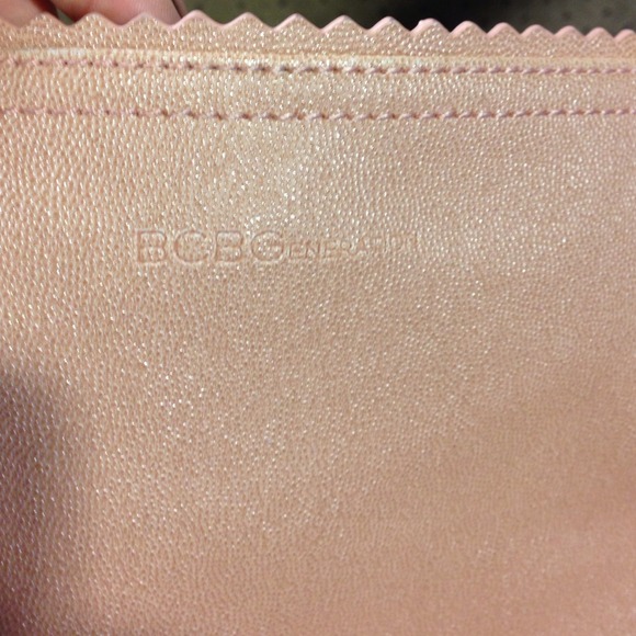 🚫SOLD🚫BCBGeneration tote bag - Picture 2 of 4