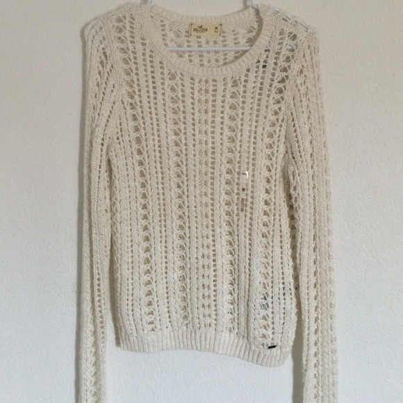 2 HCO Knitted Sweaters