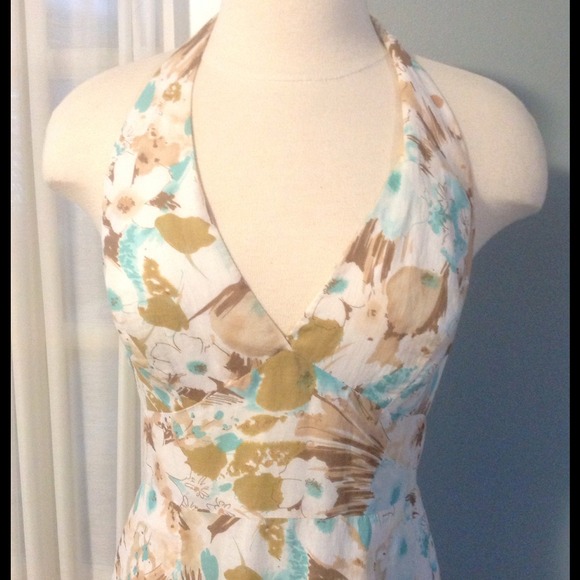 Laundry by Shelli Segal - Picture 3 of 4