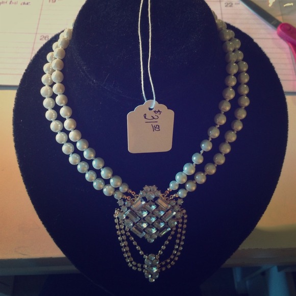 Sold ❌❌Nice pearl collar necklace