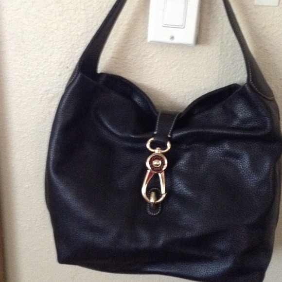 Dooney Bourke purse very very nice soft leather