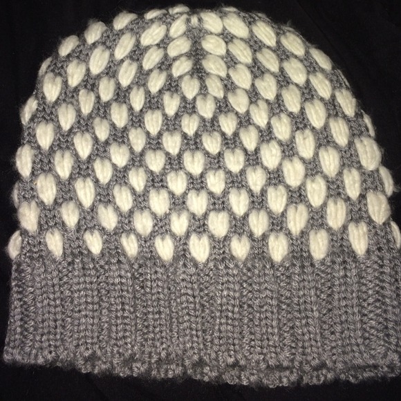 Banana republic winter hat gray and white