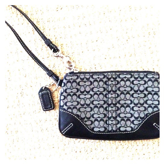 Authentic Coach Signature Print Wristlet