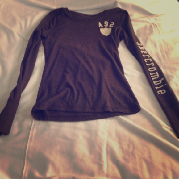 Abercrombie long sleeved shirt