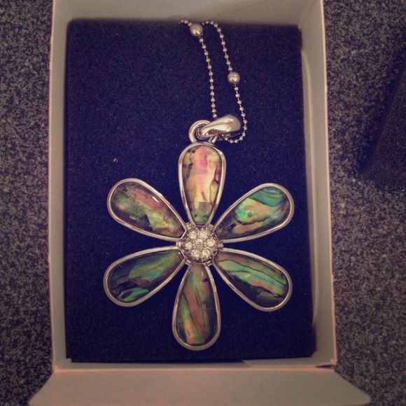 Lia Sophia "water lily" necklace