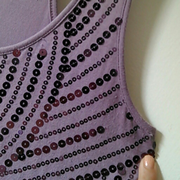 Razor back tank w sequins - Picture 4 of 4
