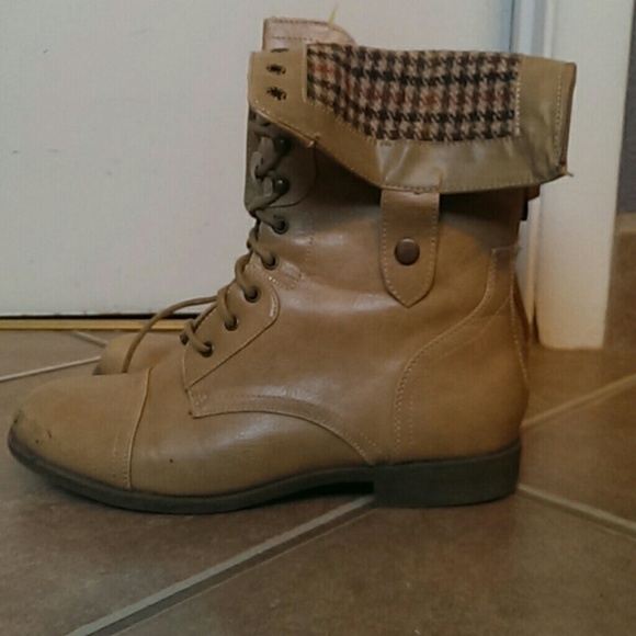 Super Cute Adjustable boots