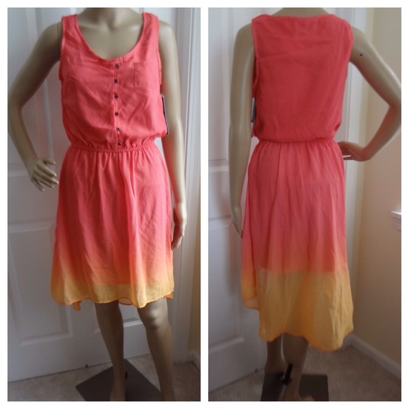 #81 Vibrant Fully lined asymmetrical Dress - Picture 2 of 4