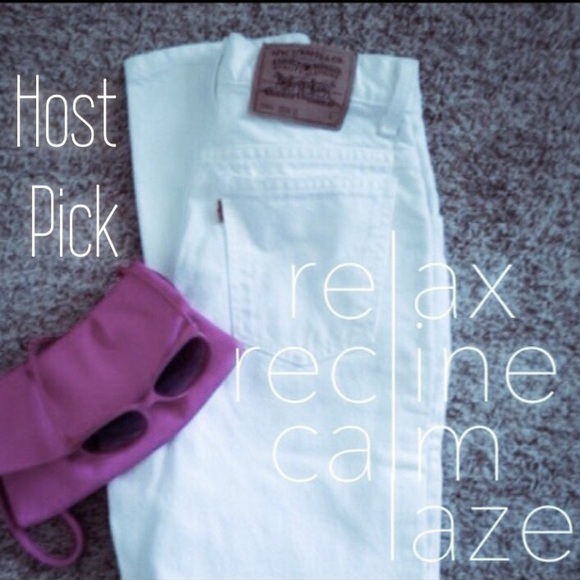🎉Host Pick🎉 LEVI'S 921 White Jeans