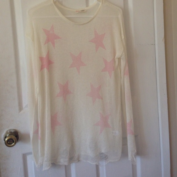 Shredded star sweater