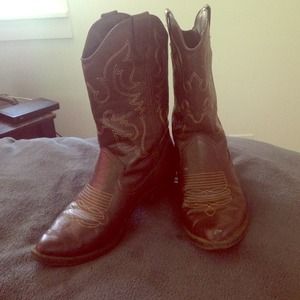 Cowgirl boots!🐎❤️