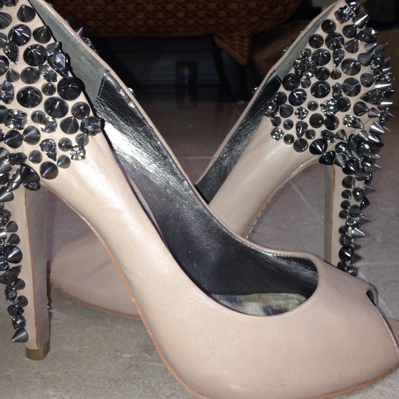 DISCOUNTED SAM EDELMAN Studded Heels