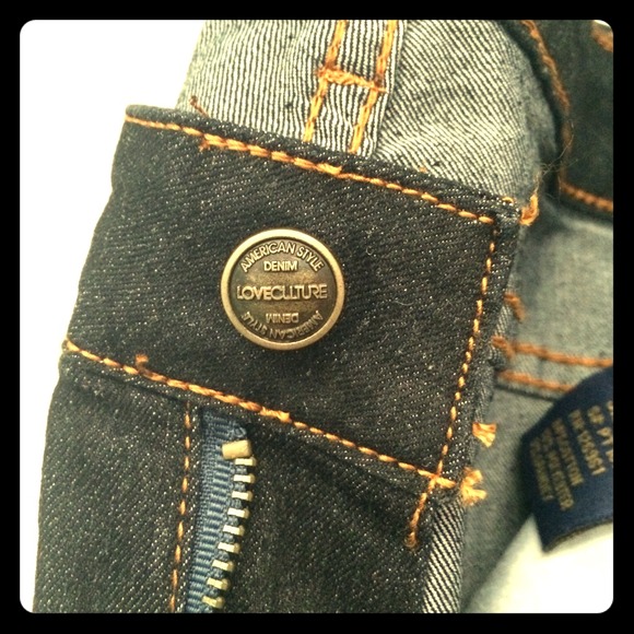 Dark wash skinny jeans! NWOT!!