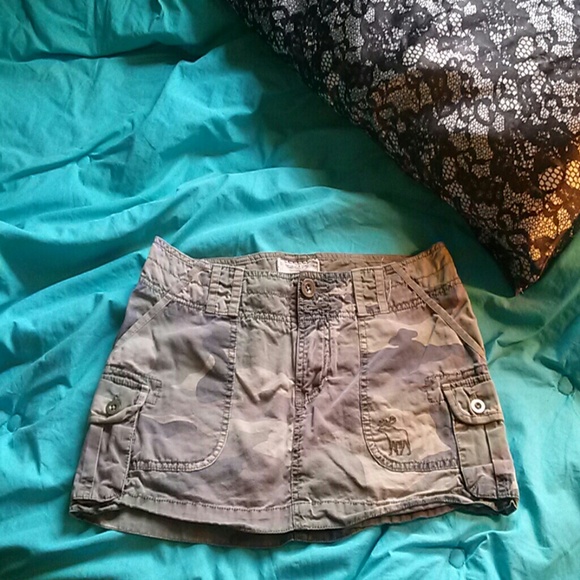 Camo A&F skirt - Picture 1 of 3