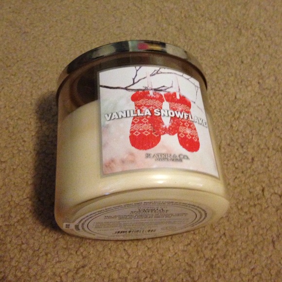 Vanilla Snowflake Candle