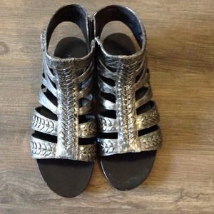 Elizabeth & James Metallic Leather Gladiators