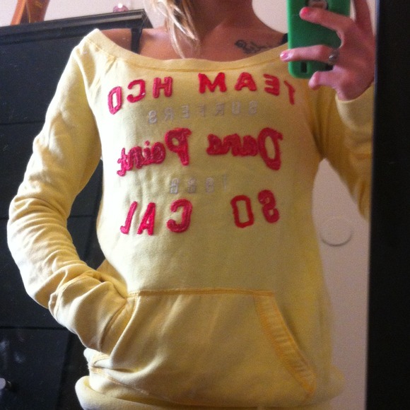 Hollister sweater