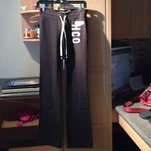 Brown hollister sweatpants