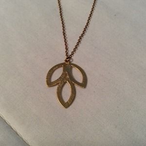 Gold lotus necklace