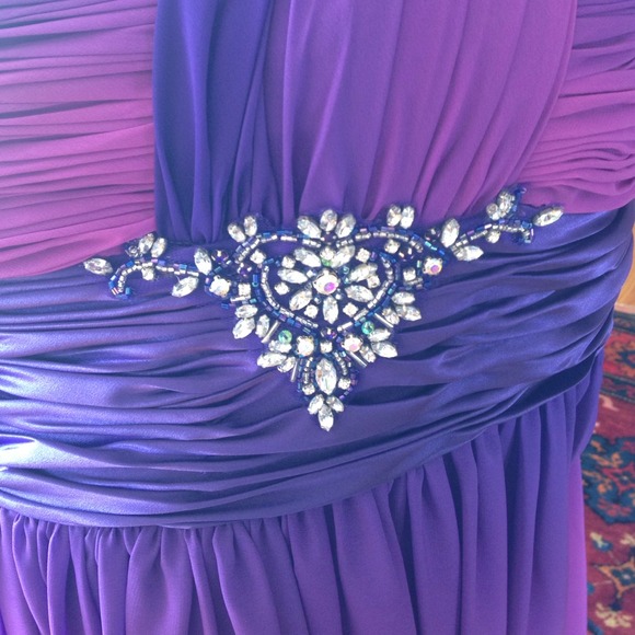 Prom dress - Picture 3 of 4