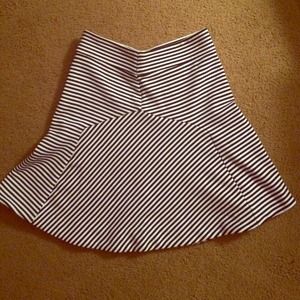 Express skater skirt