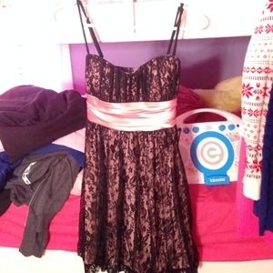 Cute raspberry pink and black dress.
