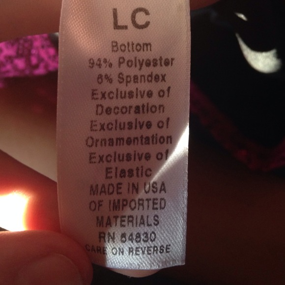 Shorts - Picture 3 of 3