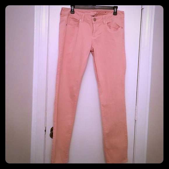 Pastel Pink American Eagle Stretch Jeans