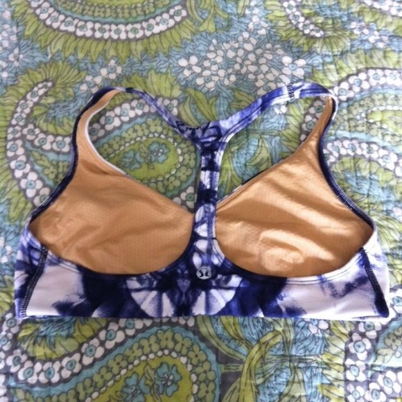 SOLD Lululemon arise bra - Picture 2 of 3