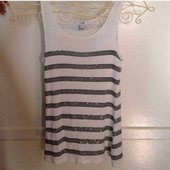 Back and white stripped tank!