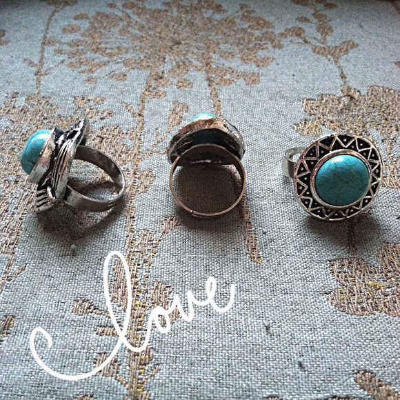 Vintage / boho style silver turquoise fashion ring - Picture 4 of 4