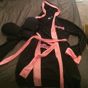 Boxer babe Halloween costume