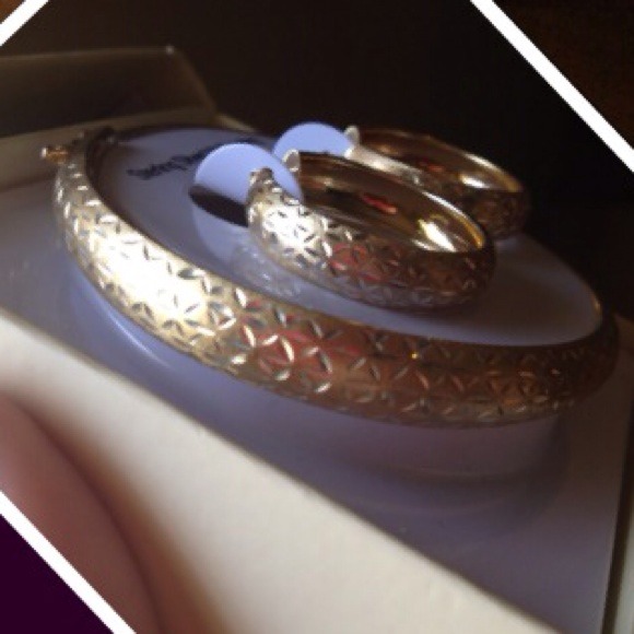 Earrings and Bracelet set Sterling Silver 18K - Picture 3 of 4