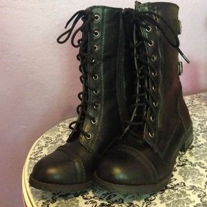 NWOT black combat boots