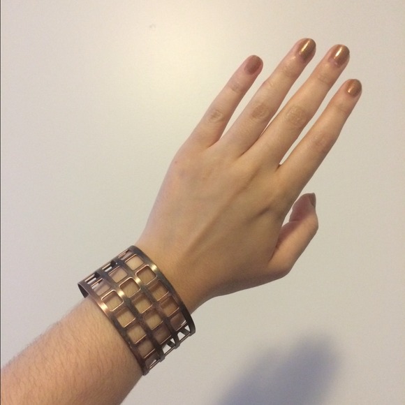 Rustic Copper Grid Cuff Bracelet - Picture 3 of 4
