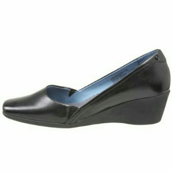 🎀Sold🎀 Black Rockport shoe wedge