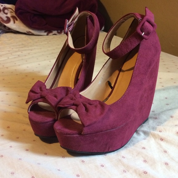 Burgundy Wedges