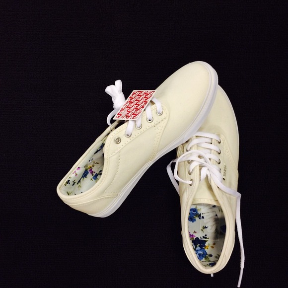 Off white VANS