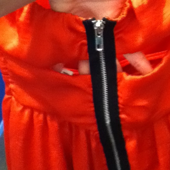 Dress - Picture 2 of 2