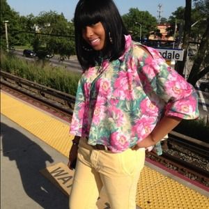 UNIF FLORAL HIGH LOW SHIRT