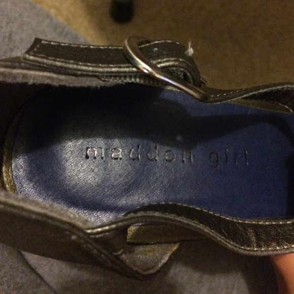 Grey heels - Picture 4 of 4