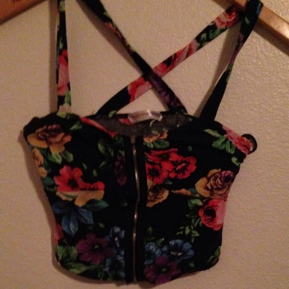 Flower shirt - Picture 1 of 2